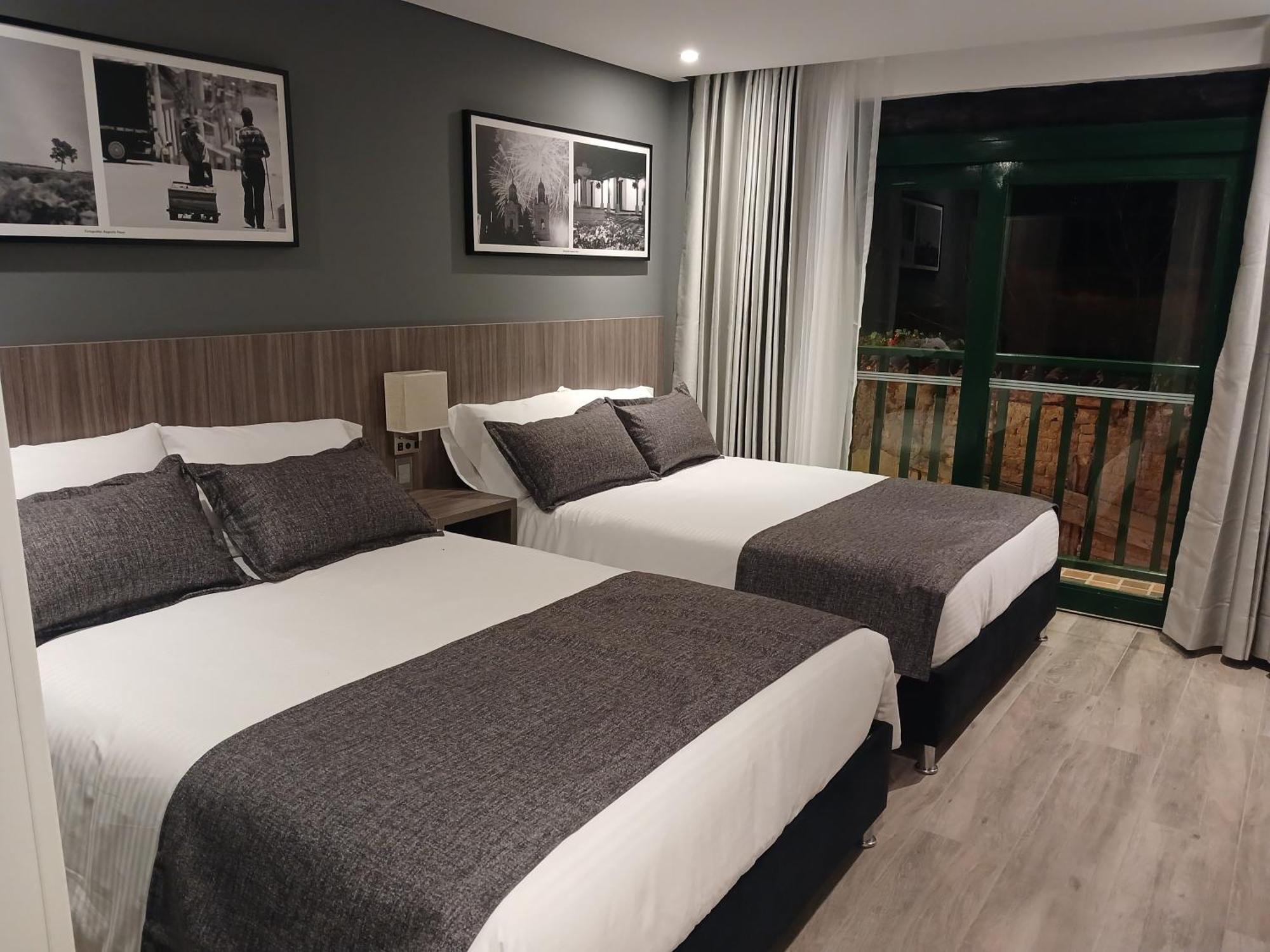 Hotel Santino Jenesano 外观 照片