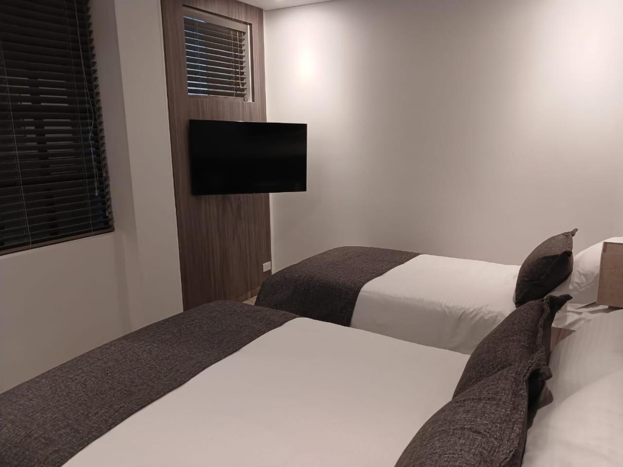 Hotel Santino Jenesano 外观 照片