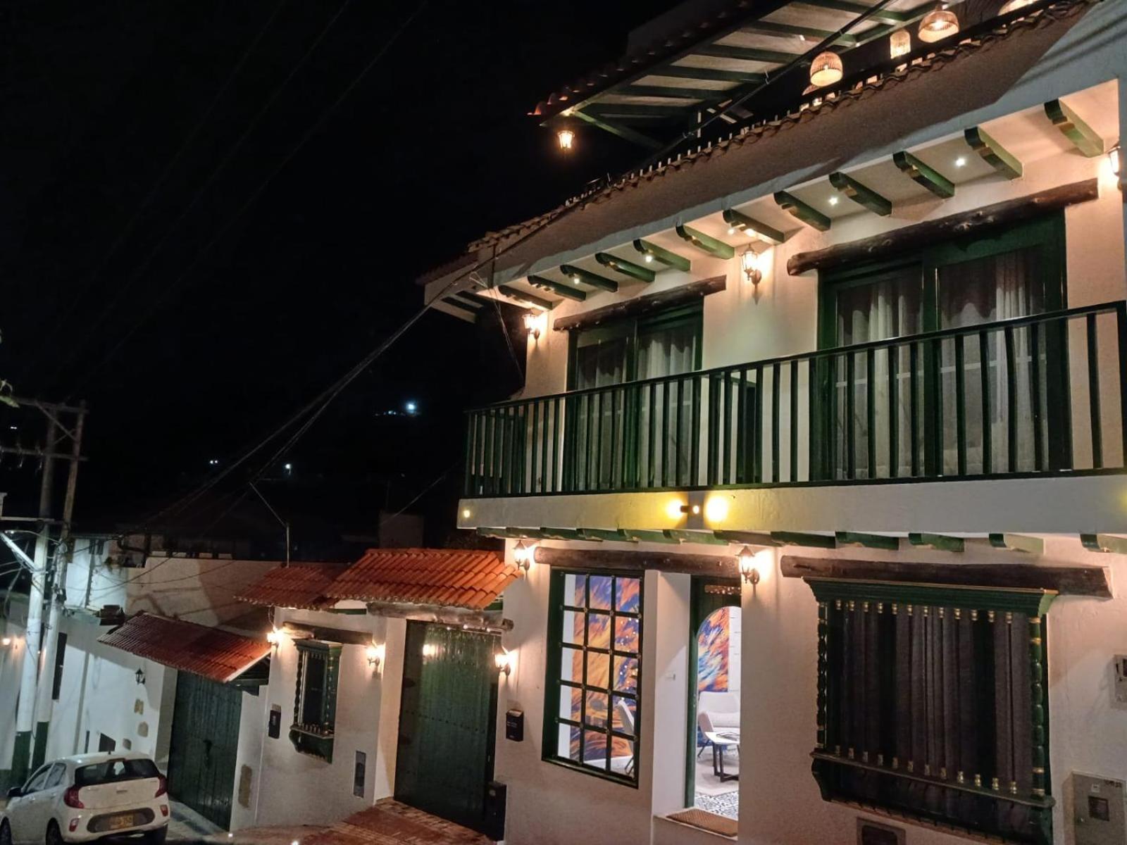 Hotel Santino Jenesano 外观 照片